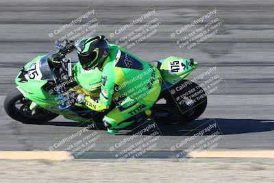 media/Jan-16-2026-CVMA Friday Practice (Fri) [[6f2bf47531]]/3-Racer 2/Session 2 Bowl Entry Pans/